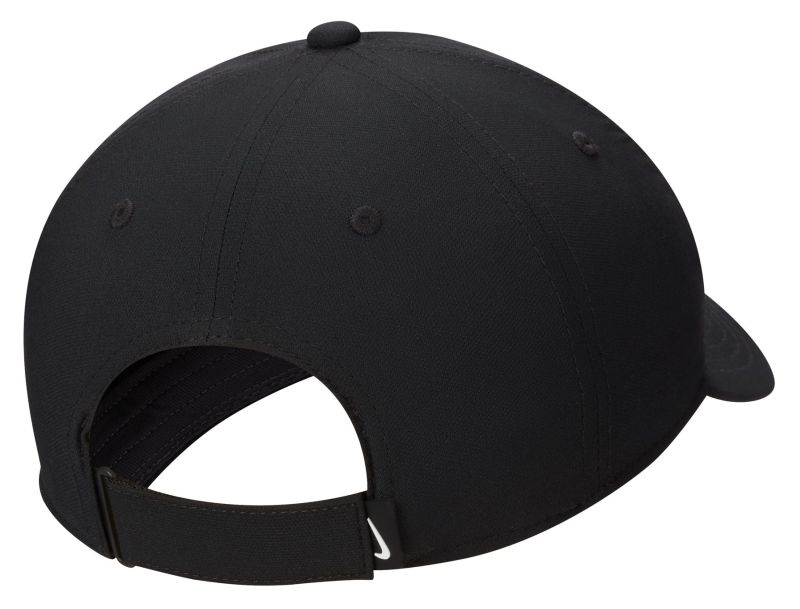 Nike Dri-Fit Club Structured Swoosh