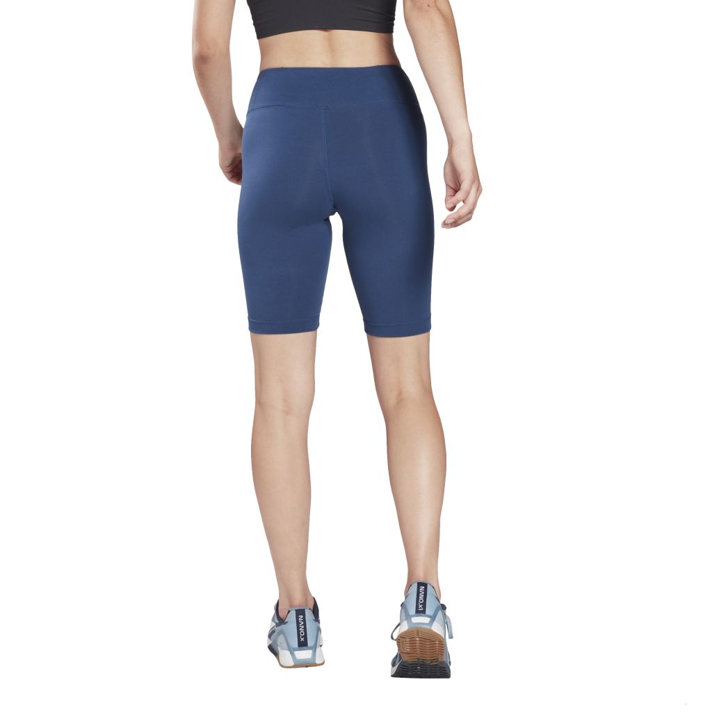 HB2313_APP_on-model_back_white