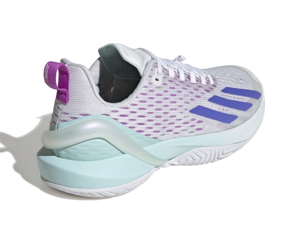 ID8551_7_FOOTWEAR_Photography_Back-Lateral-Top-View_white