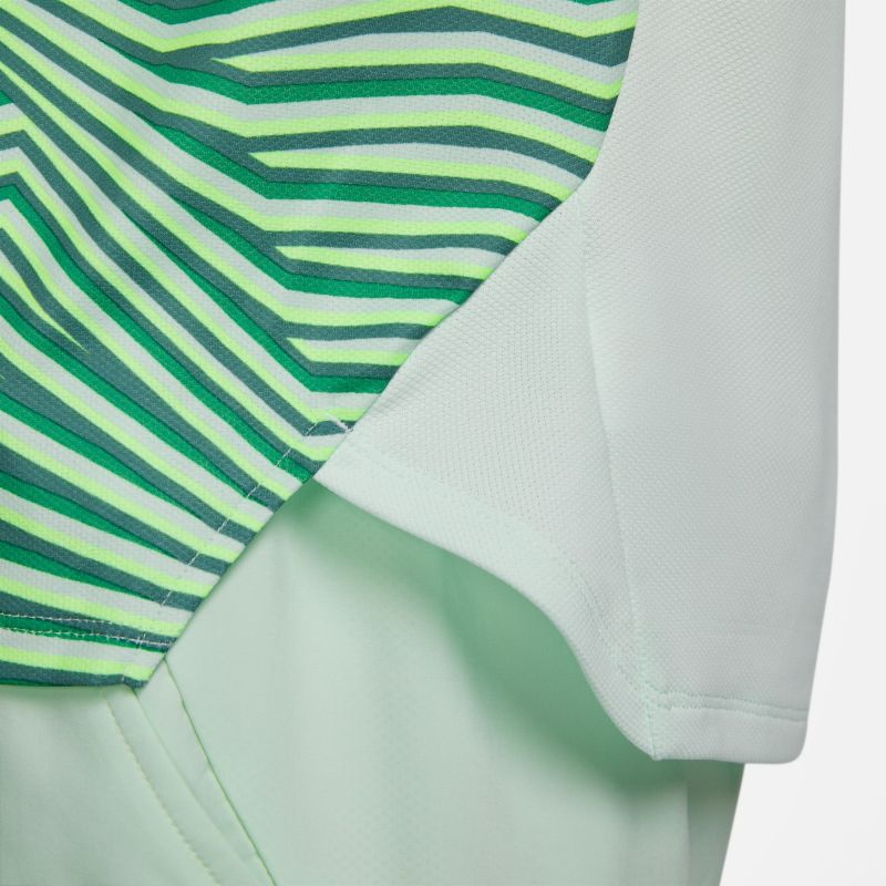 AURORA_DV0701-394_PHSYM003-2000