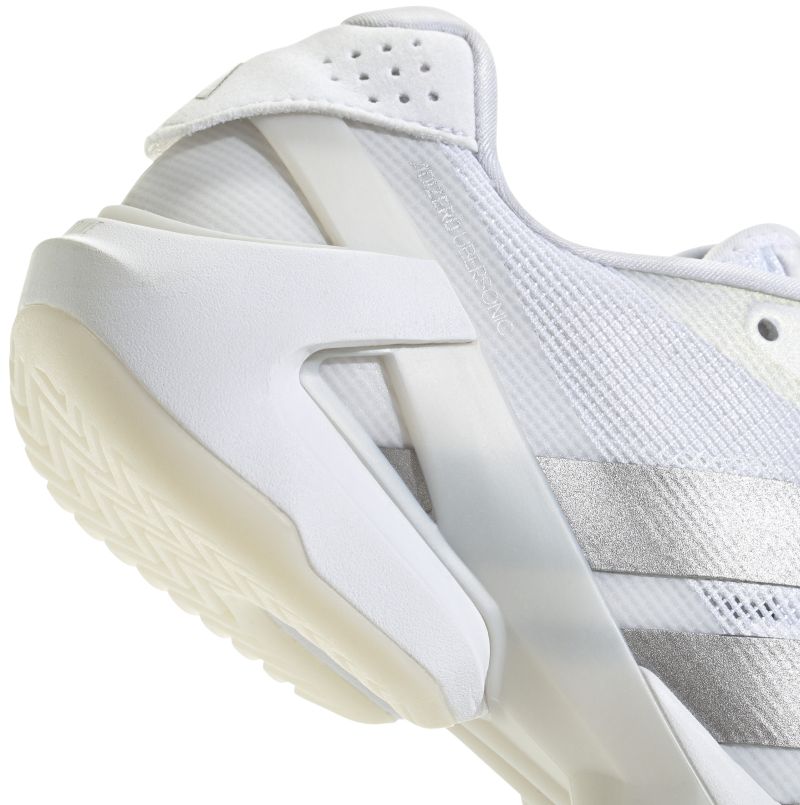 IH8103_9_FOOTWEAR_Photography_Detail-View-2_white