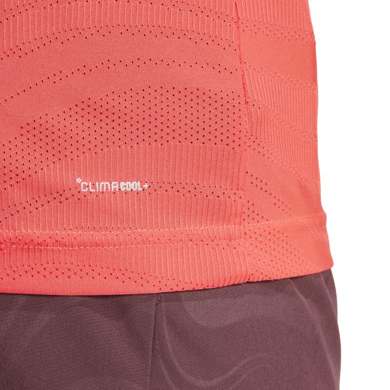 JE3508_6_APPAREL_On-Model_Detail-View-1_white