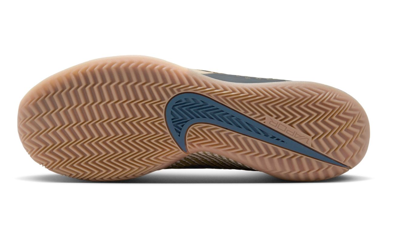 AURORA_FN4736-101_PHSUH000-2000