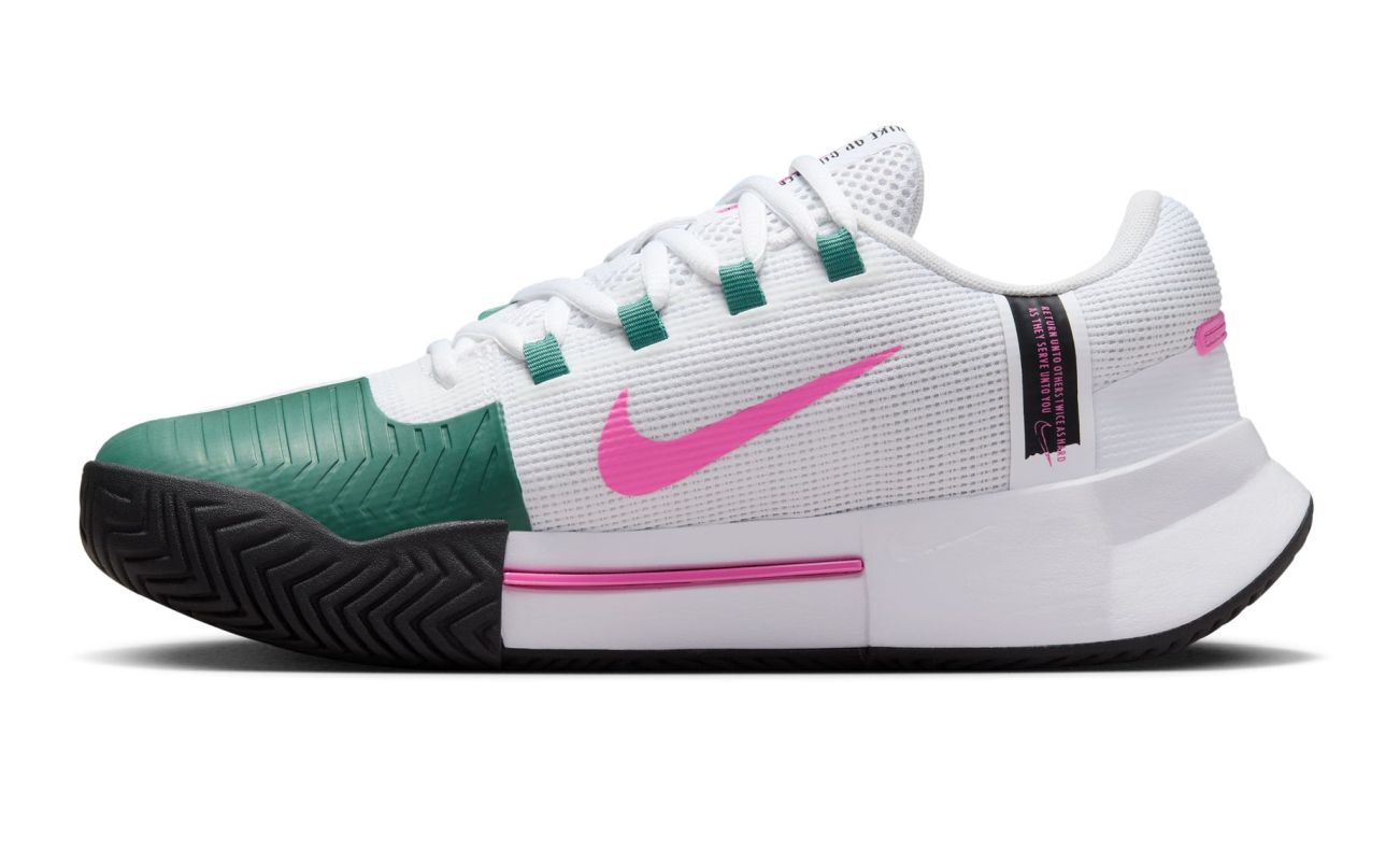 Chaussures de tennis femme Nike Zoom GP Challenge white