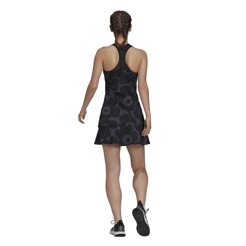 GT6003_APP_on-model_back_white