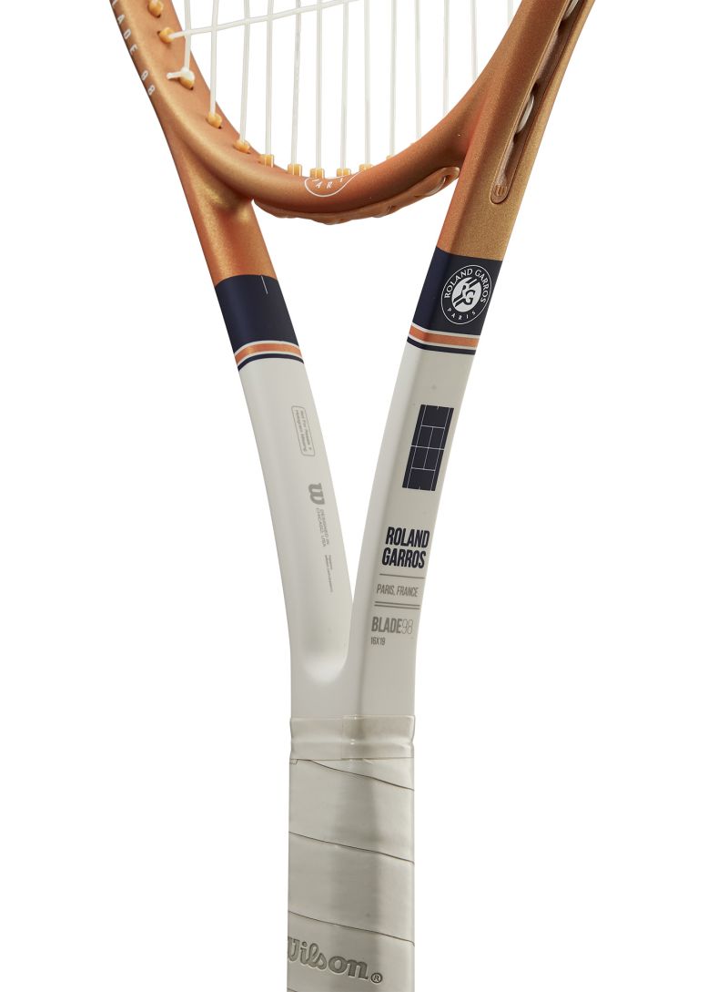wilson-blade-98-16x19-roland-garros-2021-naciag-usluga-serwisowa-5 Wilson Blade 98 (16x19) Roland Garros 2021 + naciąg + usługa serwisowa