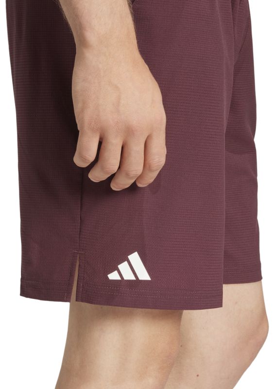 JN1342_7_APPAREL_On-Model_Detail-View-2_whitemGc2diQN12d8n