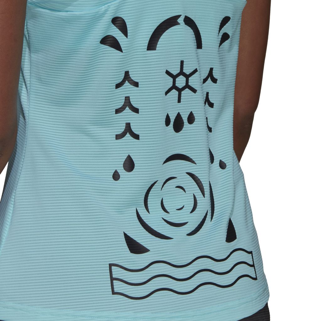 HA3354_10_APPAREL_On-Model_Detail-View-3_white