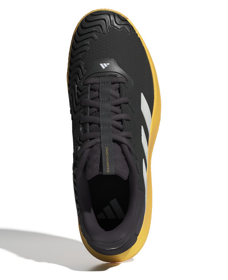 IF0439_3_FOOTWEAR_Photography_Top-Portrait-View_white