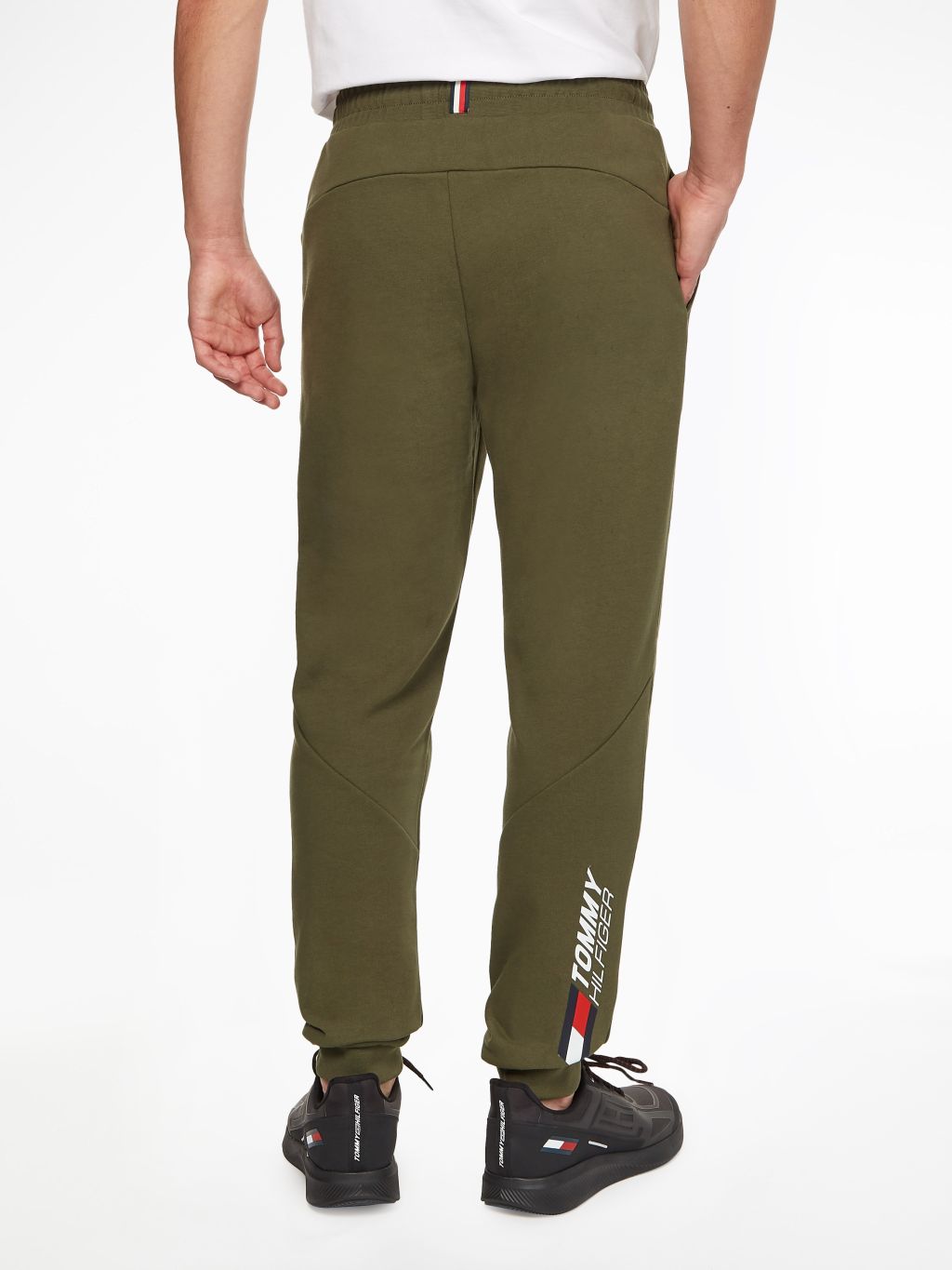 Tommy-Hilfig_SP2022_RBN_MW0MW22740RBN_2