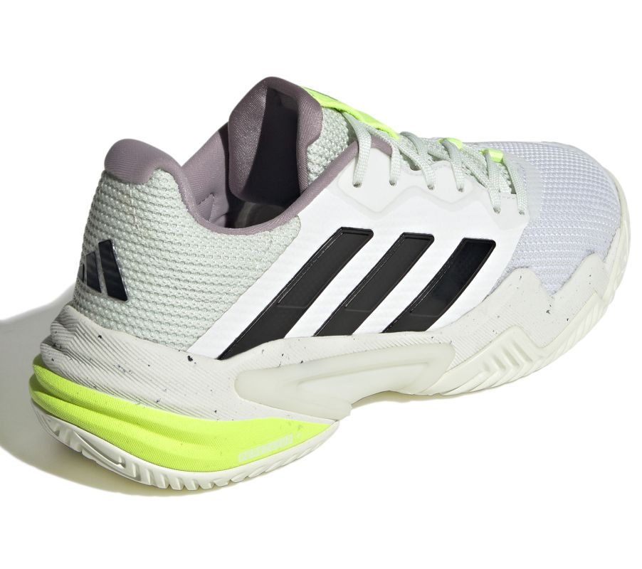 IF0409_7_FOOTWEAR_Photography_Back-Lateral-Top-View_white