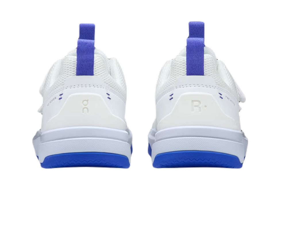 BlueWhiteOnRogerKids2