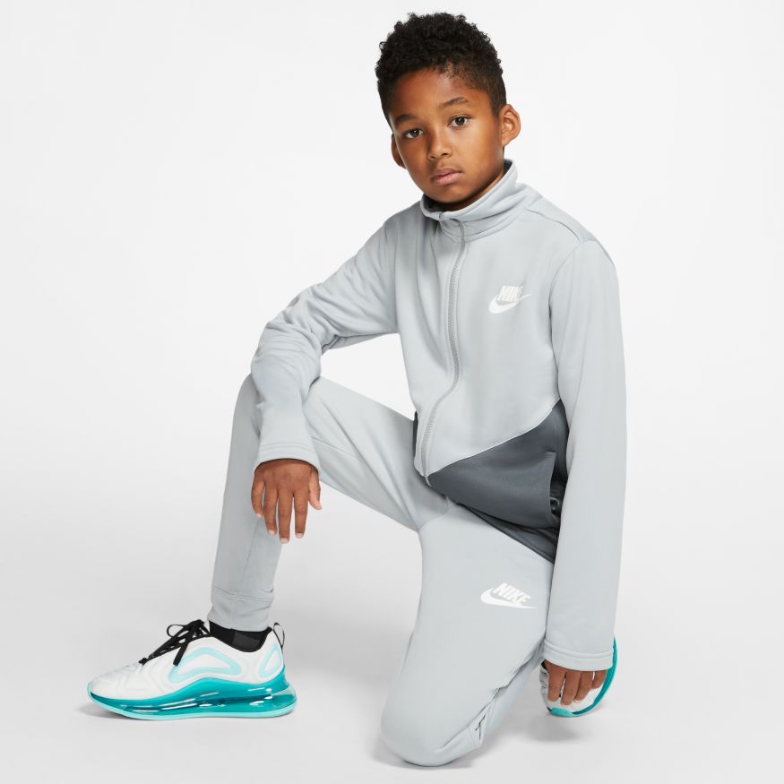 nike-swoosh-core-tracksuit-futura-light-smoke-grey-iron-grey-white-10 Nike Swoosh Core Tracksuit Futura - light smoke grey/iron grey/white