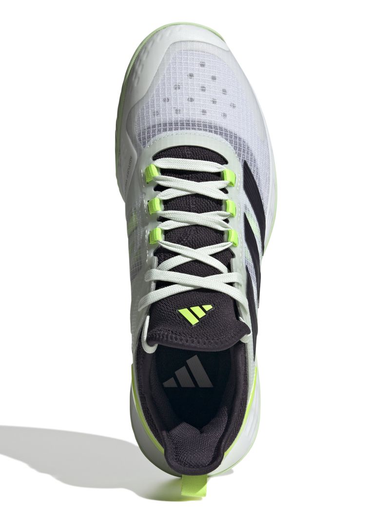 IF0444_3_FOOTWEAR_Photography_Top-Portrait-View_white