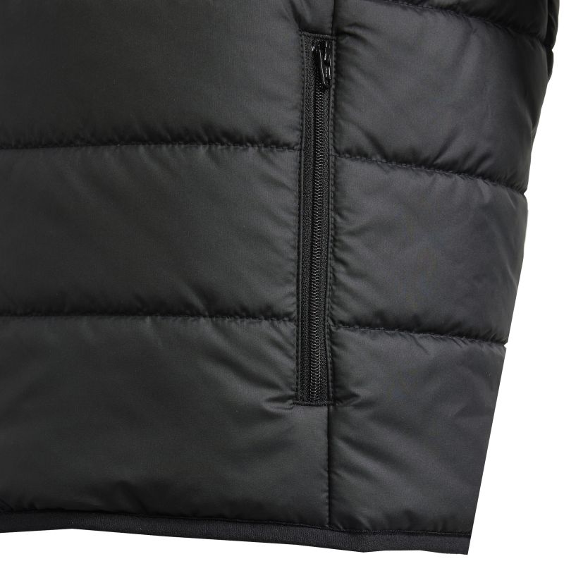 IP6670_5_APPAREL_Photography_Detail-View-2_white