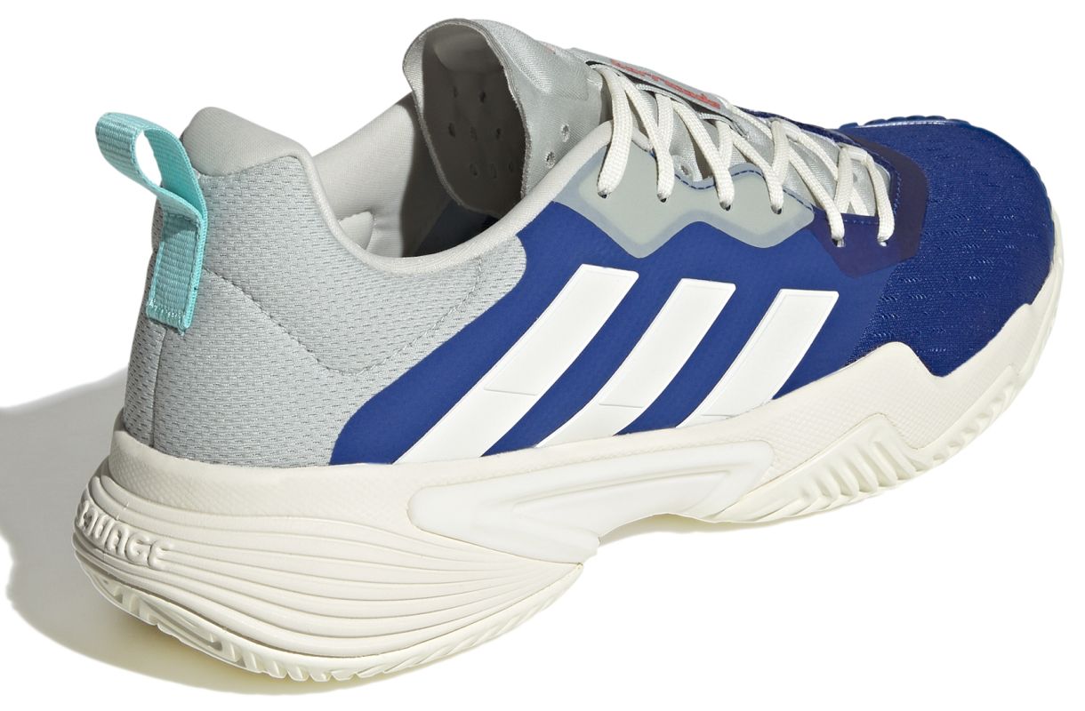 ID1549_7_FOOTWEAR_Photography_Back-Lateral-Top-View_white