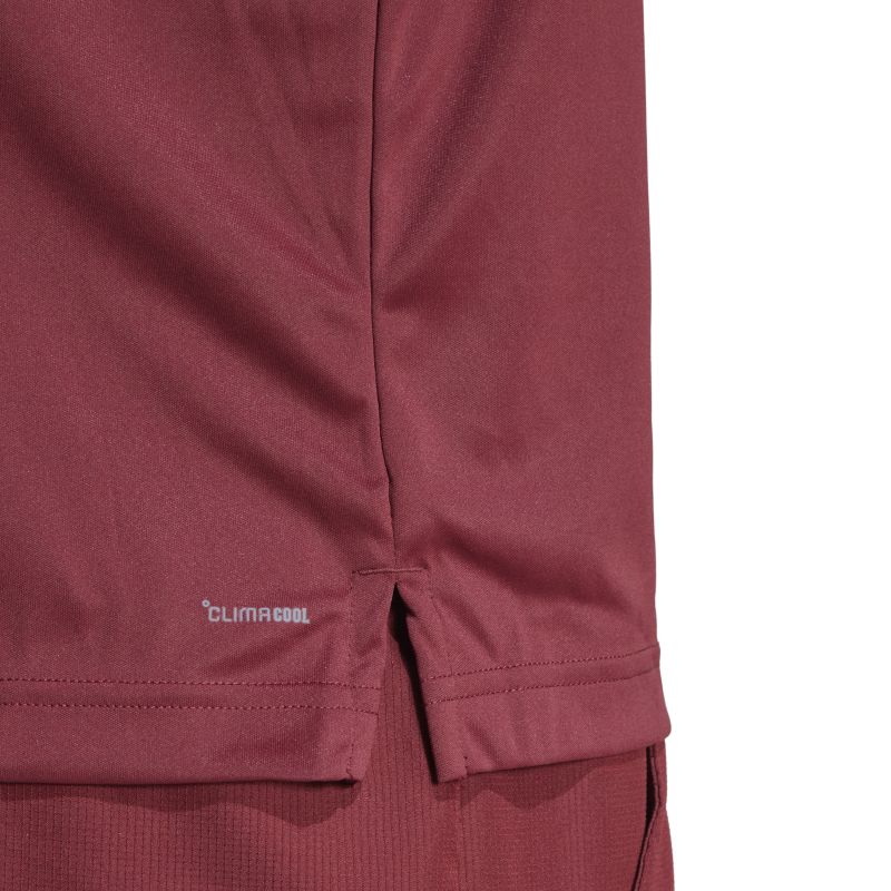 JG0981_9_APPAREL_On-Model_Detail-View-2_white