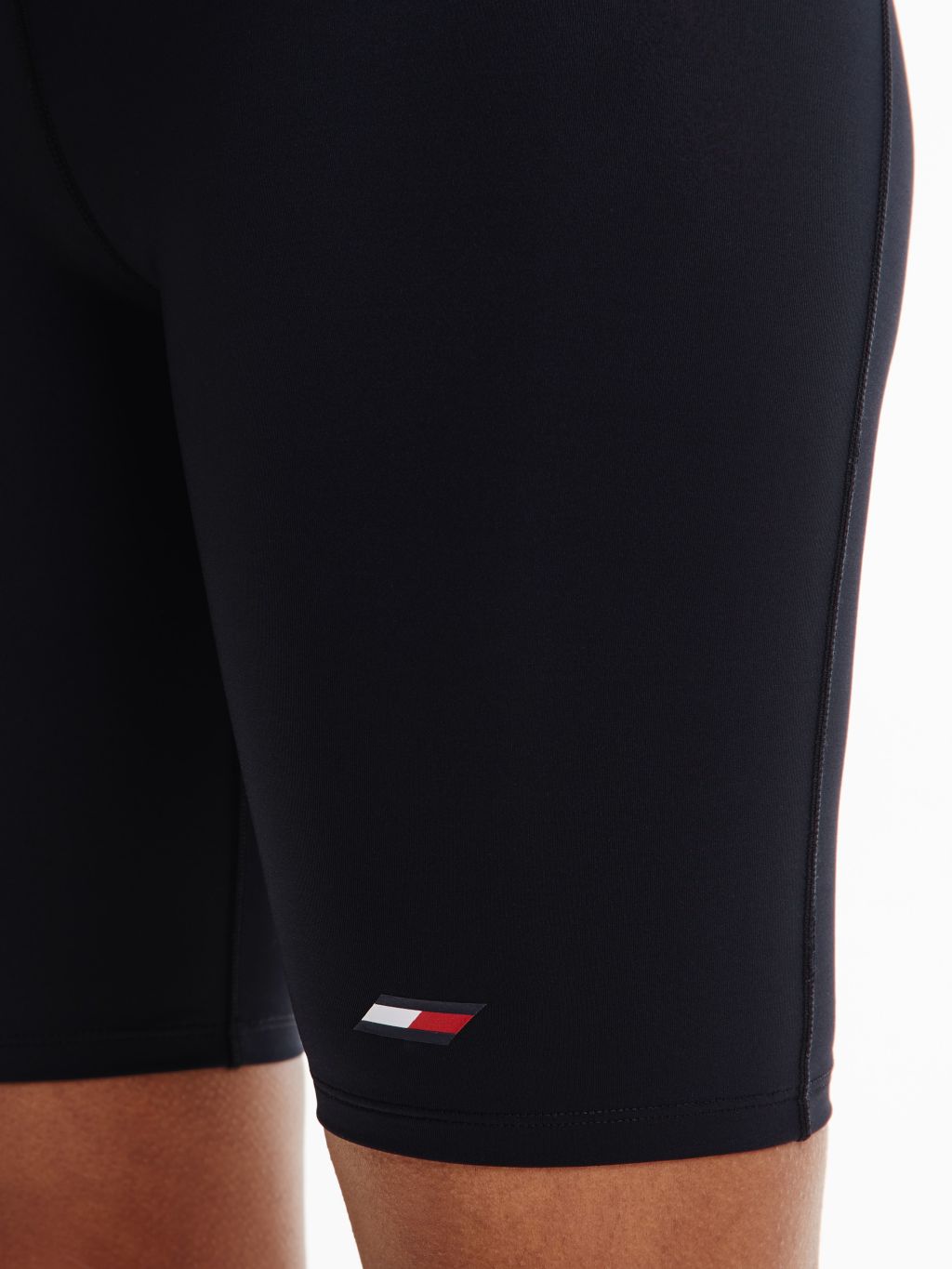 Tommy-Hilfig_SP2022_BDS_S10S101097BDS_4