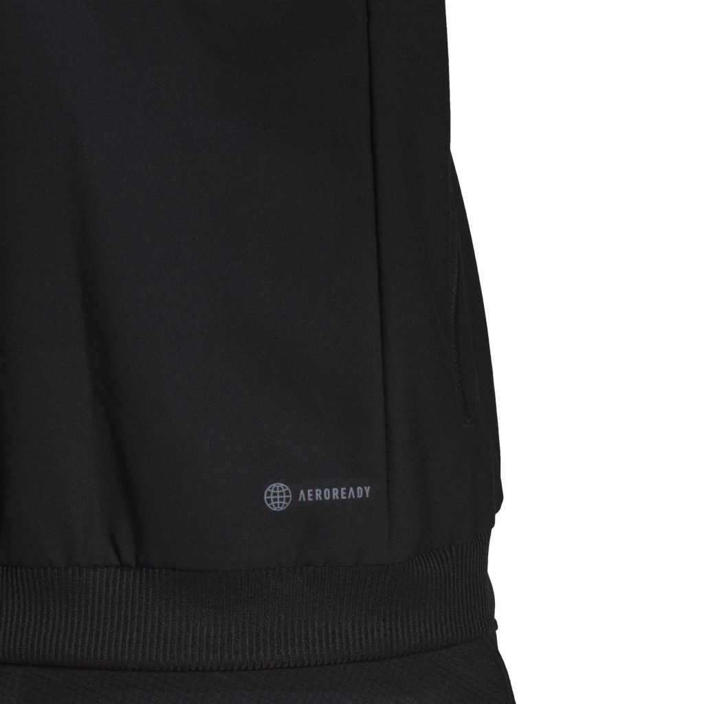 HA3353_APP_on-model_detail-2_white