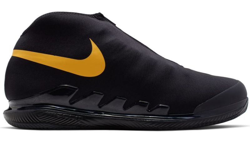 college navy vapormax