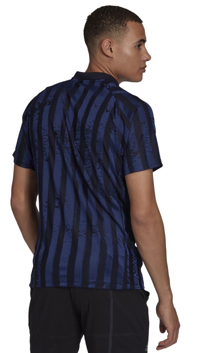 FT5809_APP_on-model_back_white