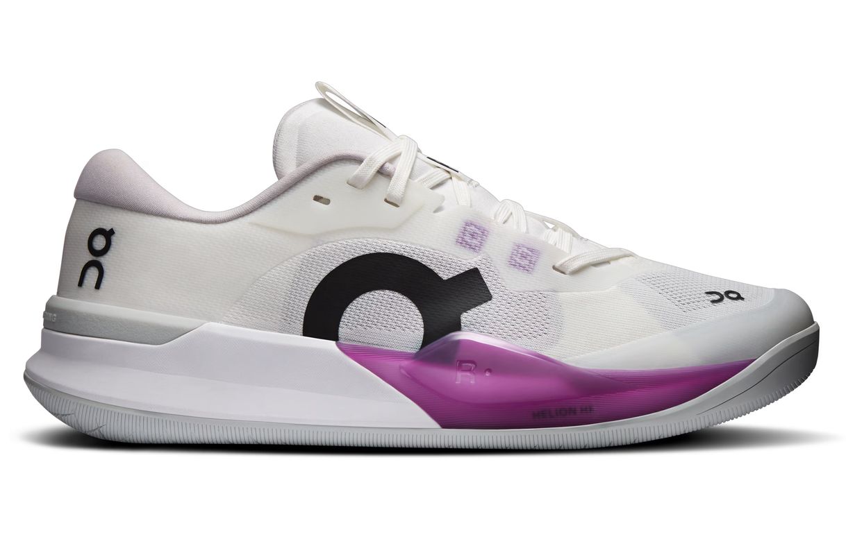 Damskie buty tenisowe On The Roger Pro 3 - white/muscadine