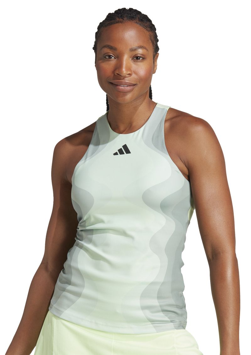 IL7361_1_APPAREL_Photography_Front-View_white Adidas Y-Tank Pro - semi green spark/grey spark