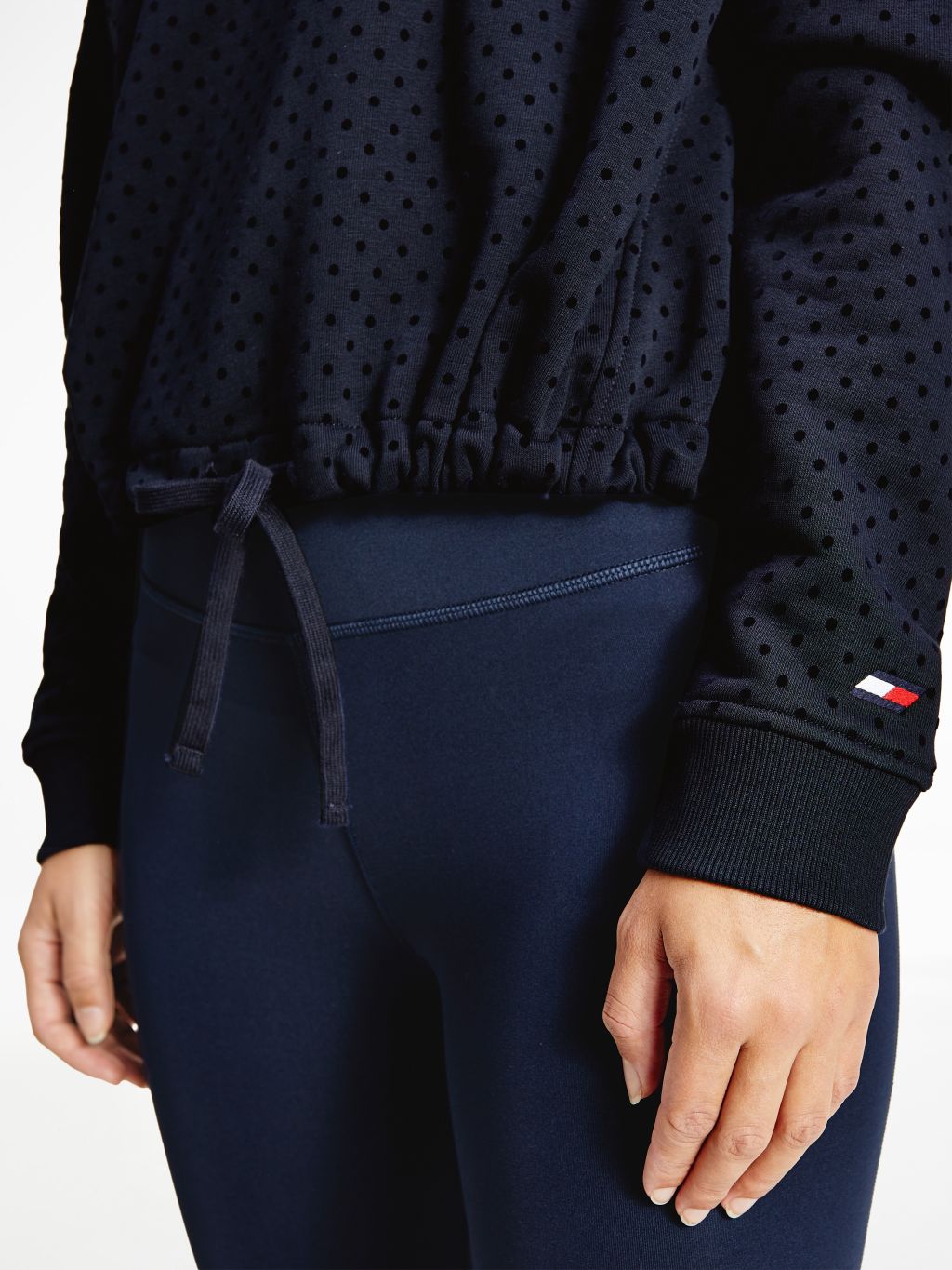 Tommy-Hilfig_SP2022_0G0_S10S1013270G0_4