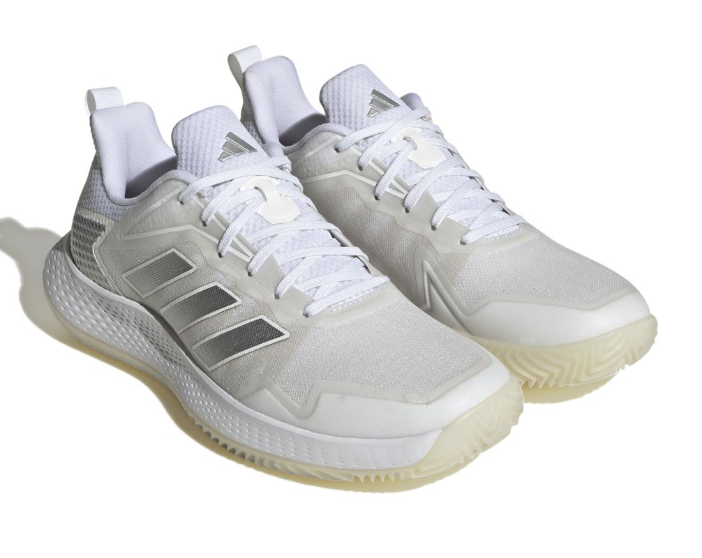 ID1513_6_FOOTWEAR_Photography_Front-Lateral-Top-View_white