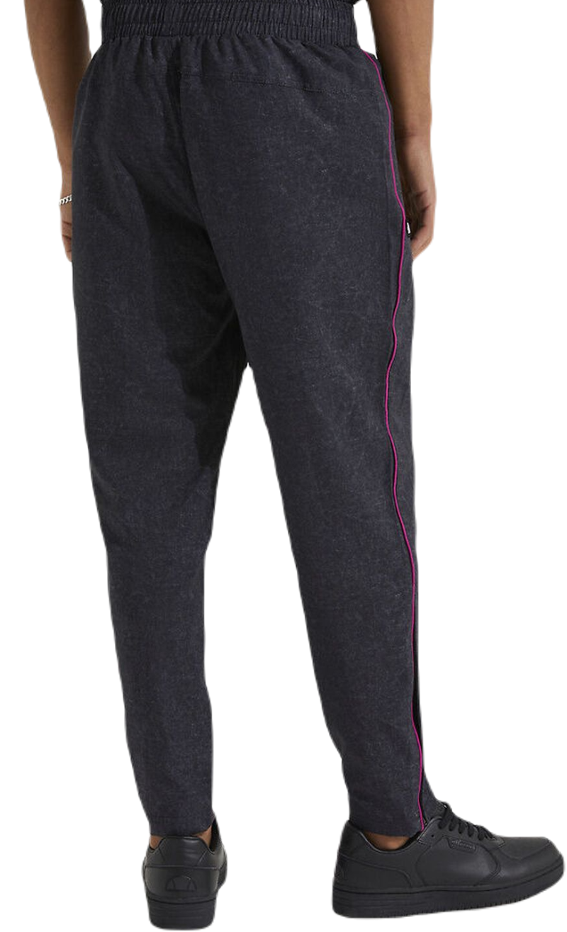 E_SEP15769087_1 Ellesse Kovica Pant - black denim