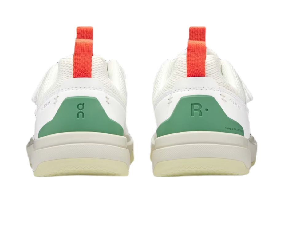 OnRogerKidsWhiteGreen5
