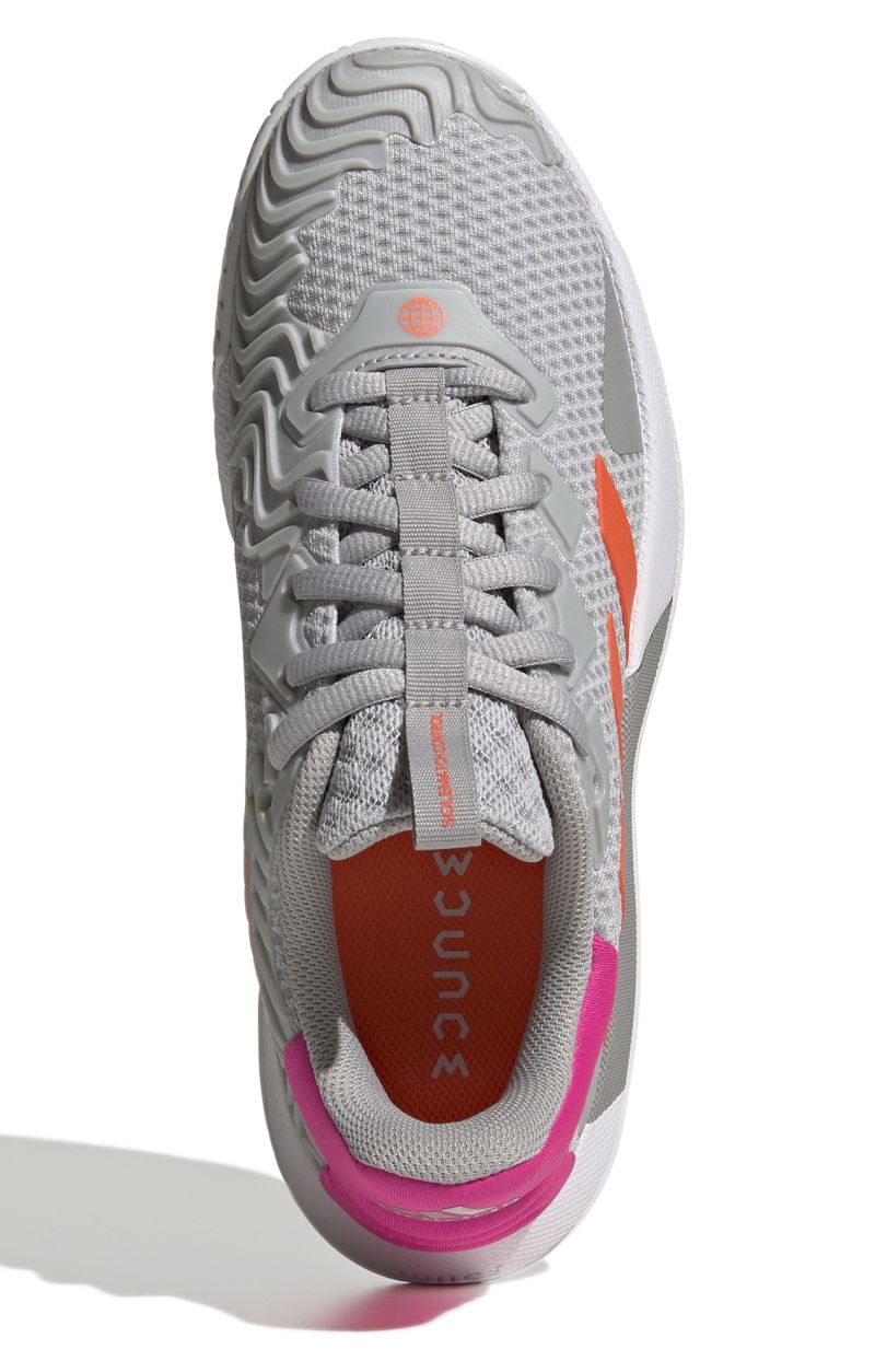 GY7002_3_FOOTWEAR_Photography_Top-Portrait-View_white