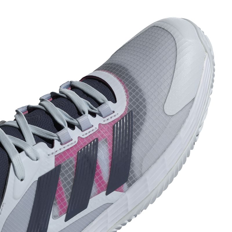 IH0127_8_FOOTWEAR_Photography_Detail-View-1_white