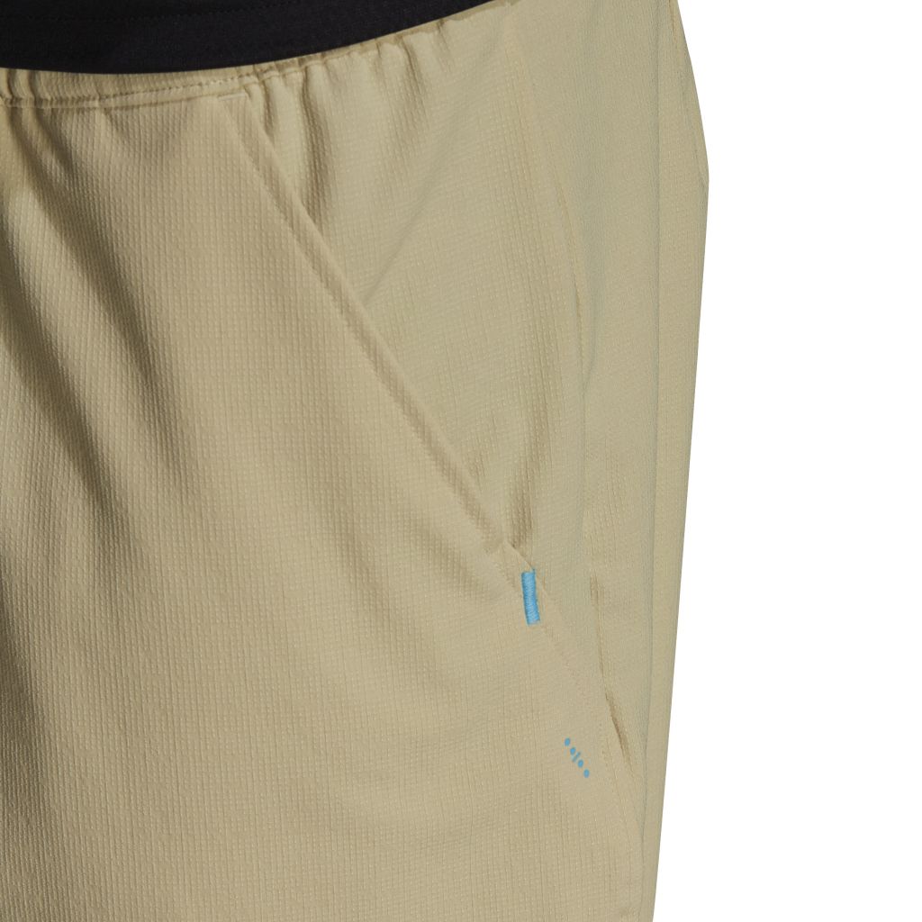 HB9152_7_APPAREL_On-Model_Detail-View-1_white