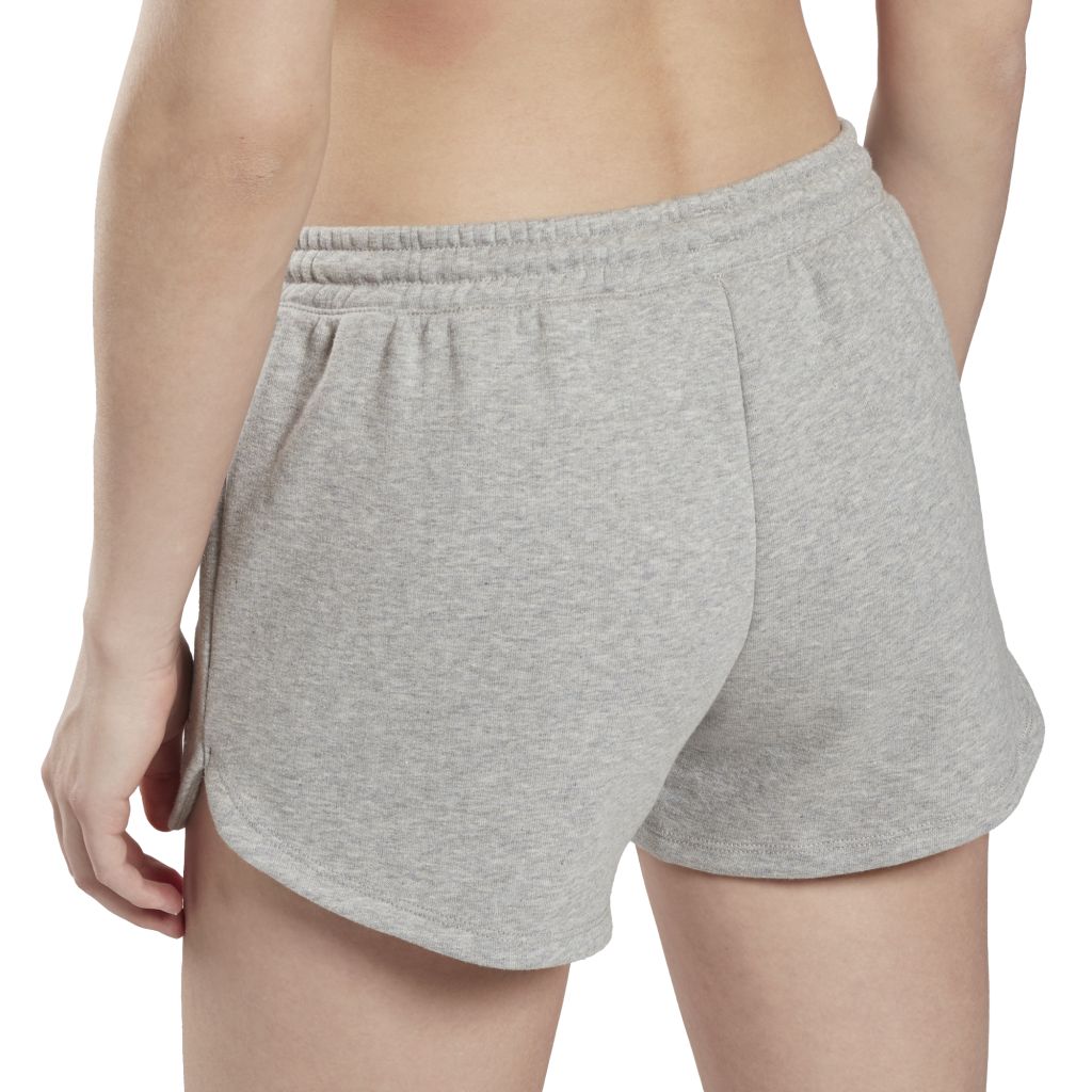 GR9412_APP_on-model_detail-2_white